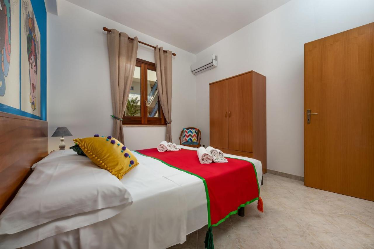 I Tre Golfi Beach Apartments サン・ヴィート・ロ・カーポ エクステリア 写真