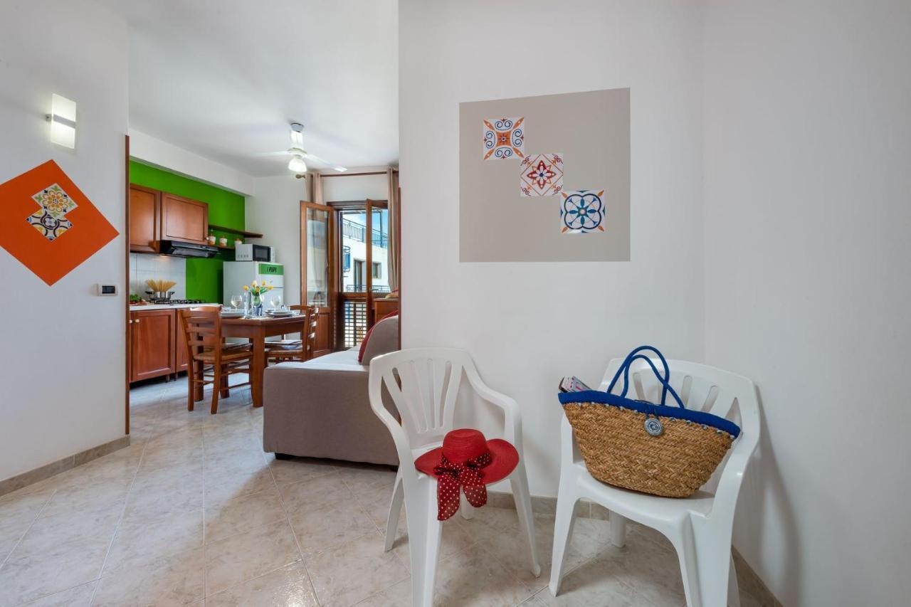 I Tre Golfi Beach Apartments サン・ヴィート・ロ・カーポ エクステリア 写真